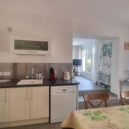 Large Family With Garden Close To The *