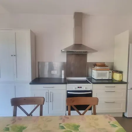 Large Family With Garden Close To The Apartment *